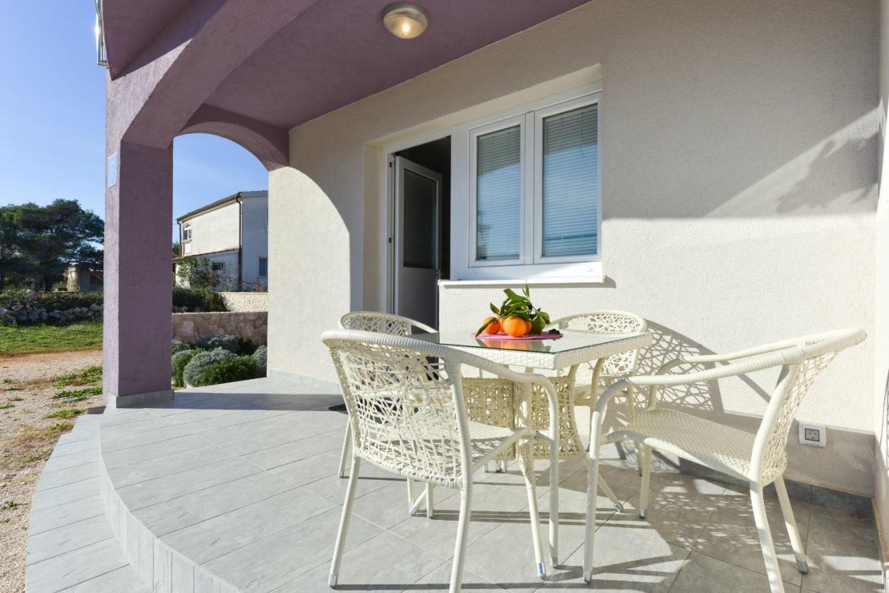 Apartments L&M Vir Exterior foto